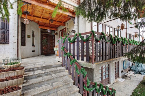 Apartment 'Pointa Neira' with Mountain View, Shared Garden and Wi-Fi