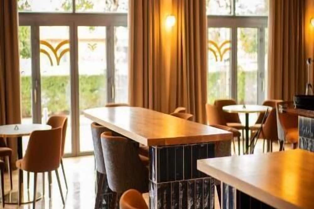 The Village Hotel Douglas