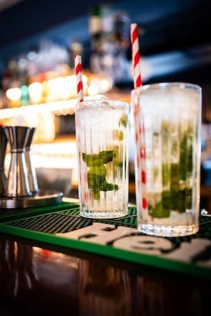 Bar (in der Unterkunft)
