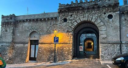 L' Armoniosa the magic of the medieval Macchiaroli Castle in Teggiano