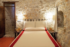 1 chambre, fer et planche Ă repasser, Wi-Fi, literie fournie