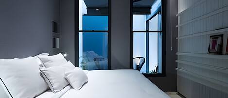 Apartment | In-room safe, blackout drapes, iron/ironing board, free WiFi