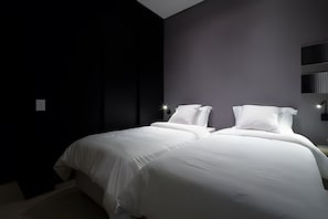 Coffres-forts dans les chambres, rideaux occultants