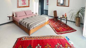 6 habitaciones, tabla de planchar con plancha y wifi gratis