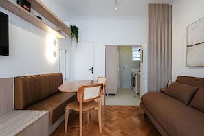 Apartamento | Área de estar | TV de tela plana