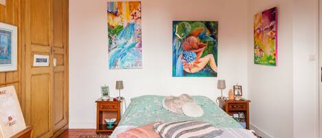 1 bedroom, WiFi, bed sheets