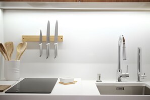 Apartment | Private kitchen - Leblon | Loft 5 min da Praia, com varanda vista Cristo - por Casapē Rio (Rio de Janeiro)