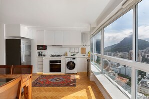 Apartment | Private kitchen - Rua Almirante Guilhem, 332 - Leblon Vista para a Lagoa e Mar (Rio de Janeiro)