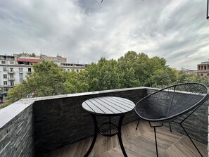 Classic-Apartment, 2 Schlafzimmer | Ausblick vom Zimmer