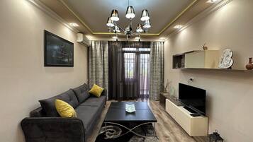 Comfort Apartment, 1 Bedroom, Balcony | Living area