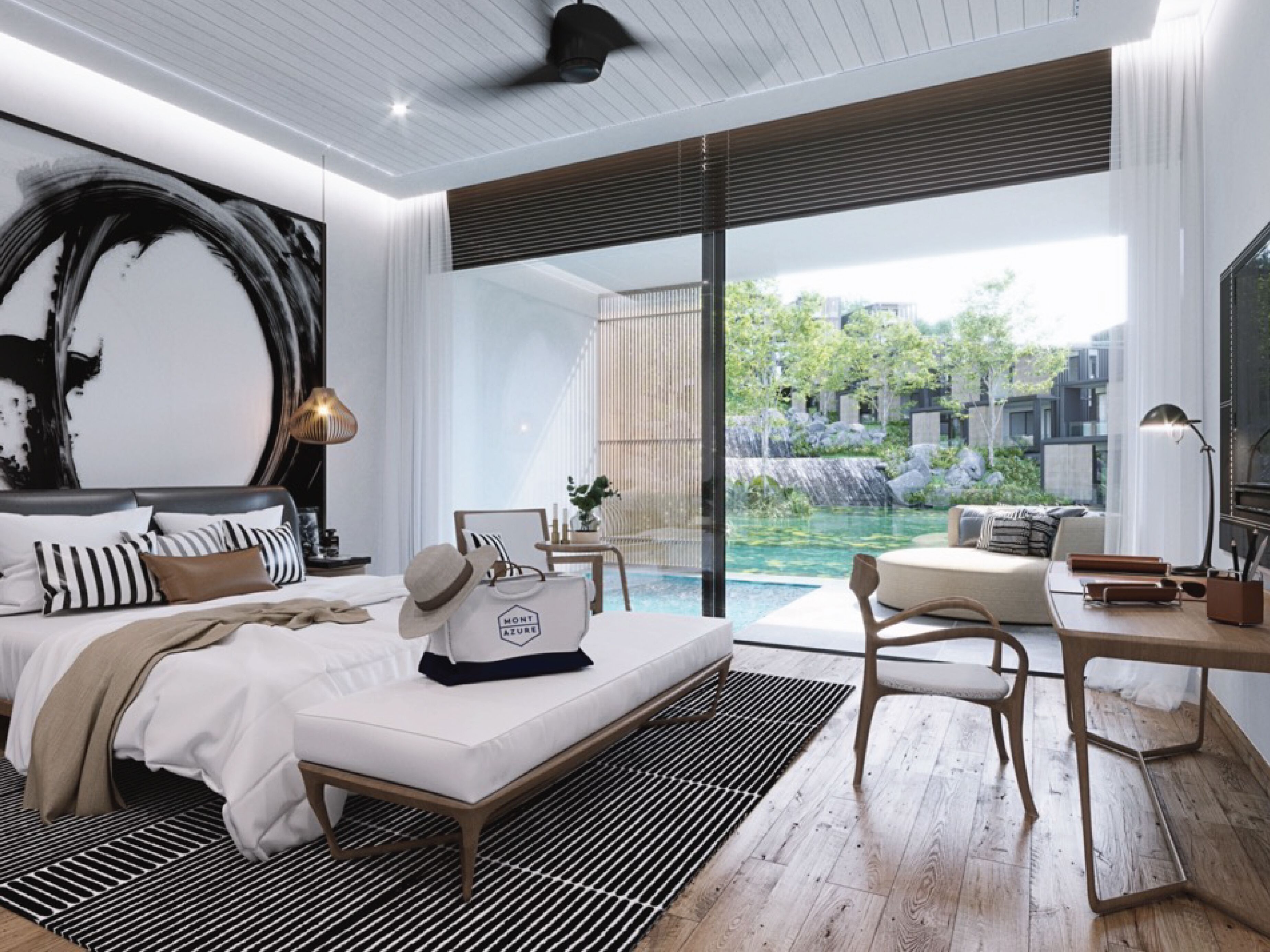 Minibar, in-room safe, desk, iron/ironing board