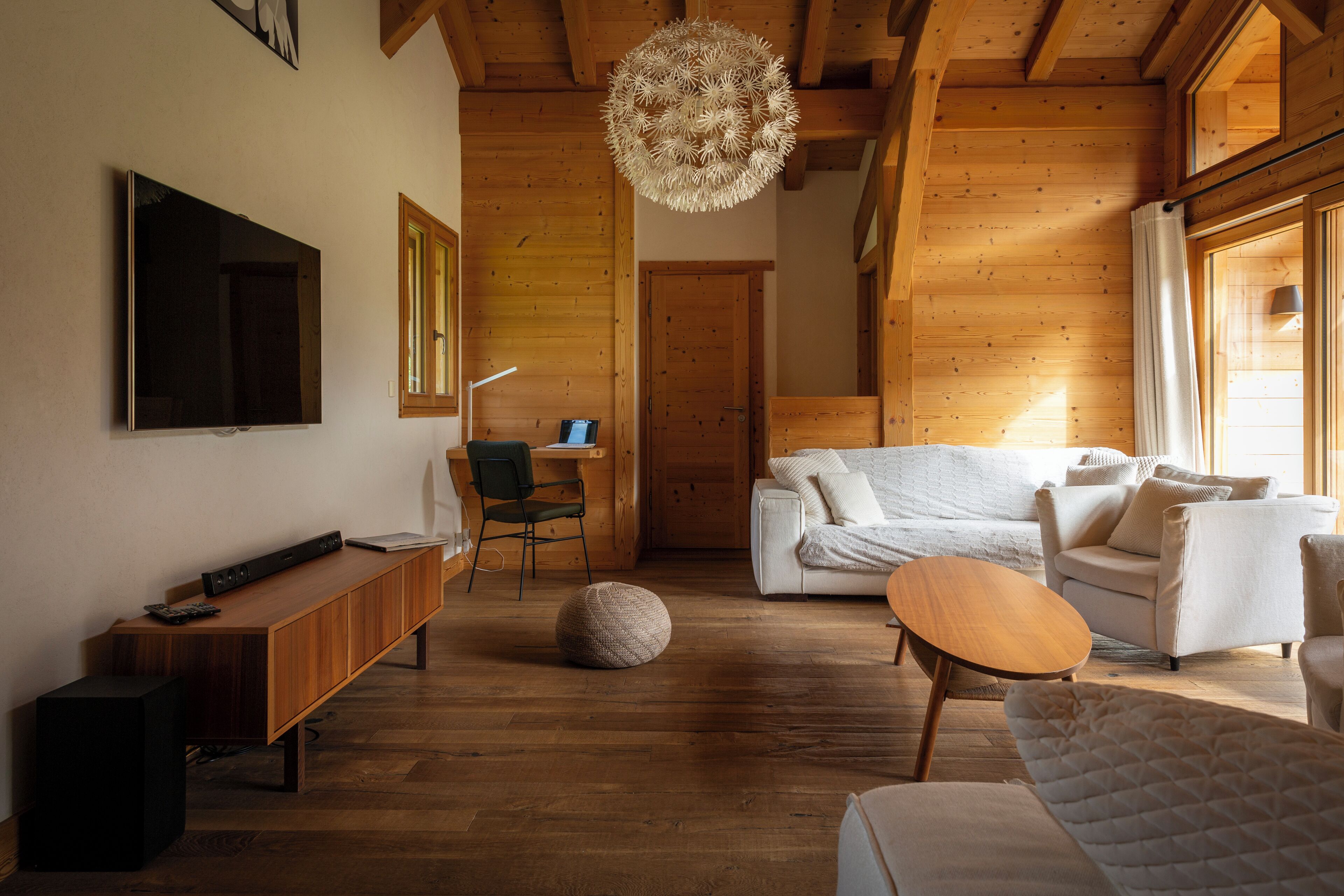 14-person Chalet With Private Indoor Pool - Bernex