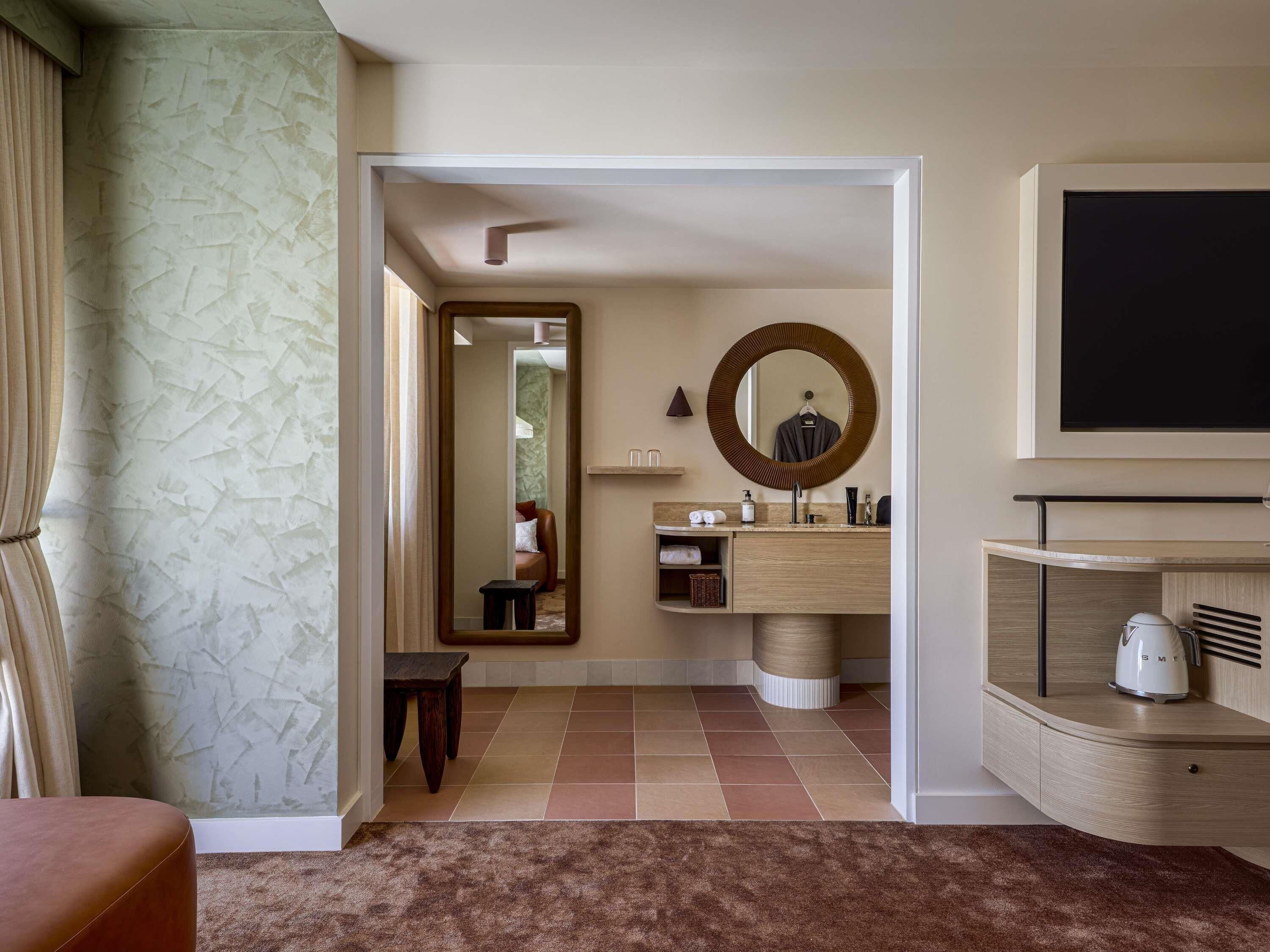 Hypo-allergenic bedding, pillowtop beds, minibar, in-room safe