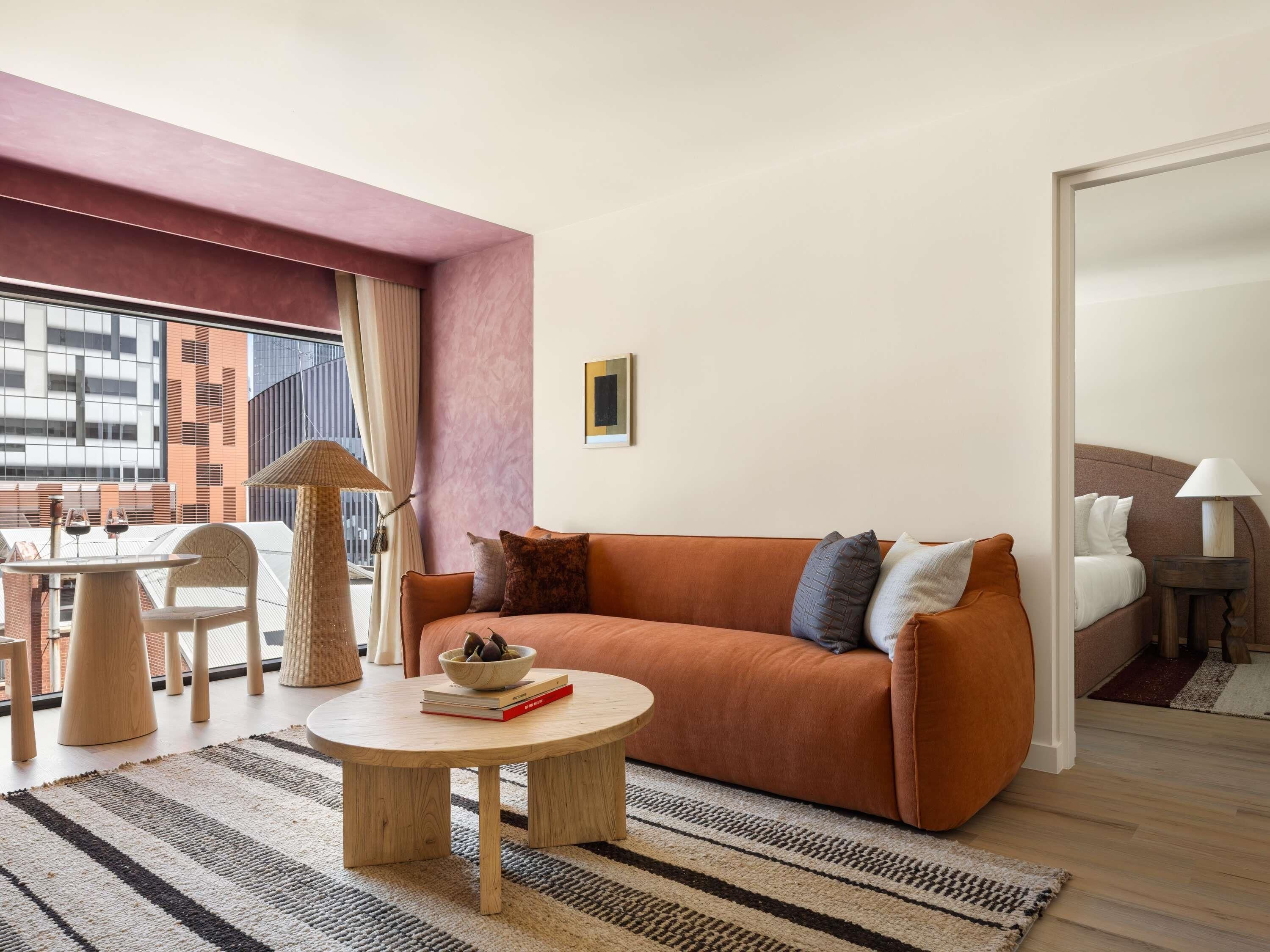 Platinum Suite | Hypo-allergenic bedding, pillow-top beds, minibar, in-room safe