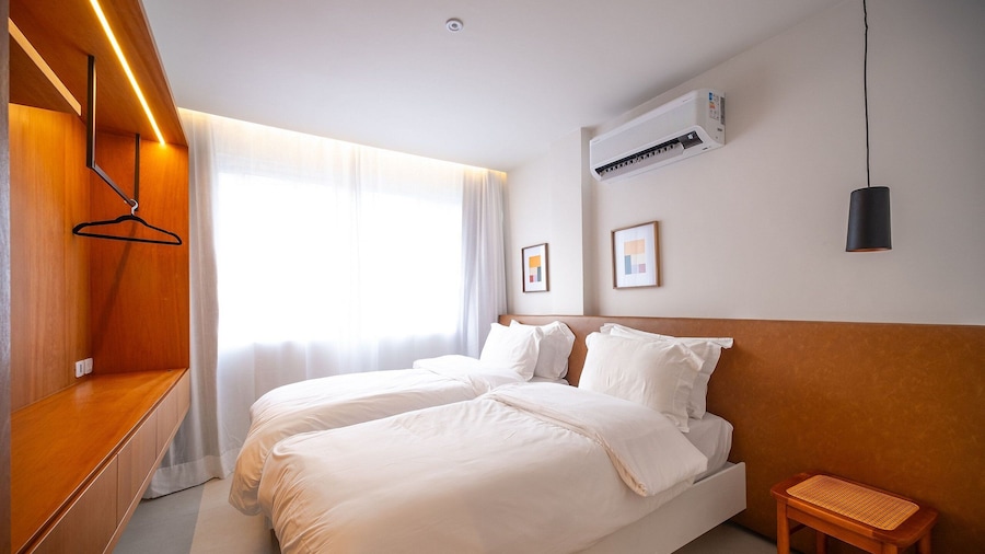 Leblon | Recém reformado, 3 quartos, a 4min da Praia - por Casapē Rio