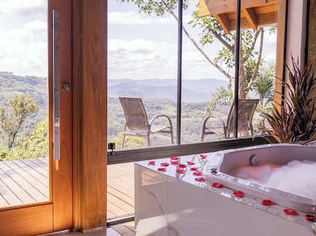 Deluxe Chalet, Balcony, City View | Living area | Fireplace. Na Montanha Eco Space