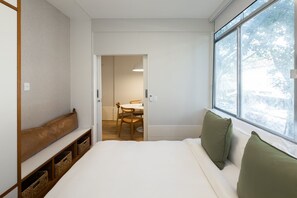 Apartment | In-room safe, blackout drapes, iron/ironing board, free WiFi - Leblon | 5min da Praia, localização central - por Casapē Rio (Rio de Janeiro)