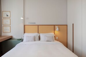 Apartment | In-room safe, blackout drapes, iron/ironing board, free WiFi - Leblon | 5min da Praia, recém reformado e amplo comércio local - por Casapē Rio (Rio de Janeiro)