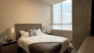 2 dormitorios, tabla de planchar con plancha, wifi y ropa de cama