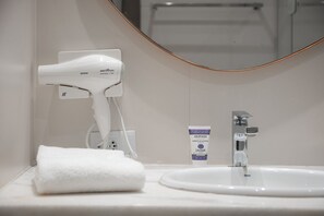 Apartment | Badezimmer