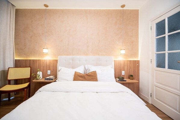 Apartment | Blackout curtains, free WiFi