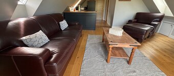 Tranquil Pond View Loft Retreat in Sudbury