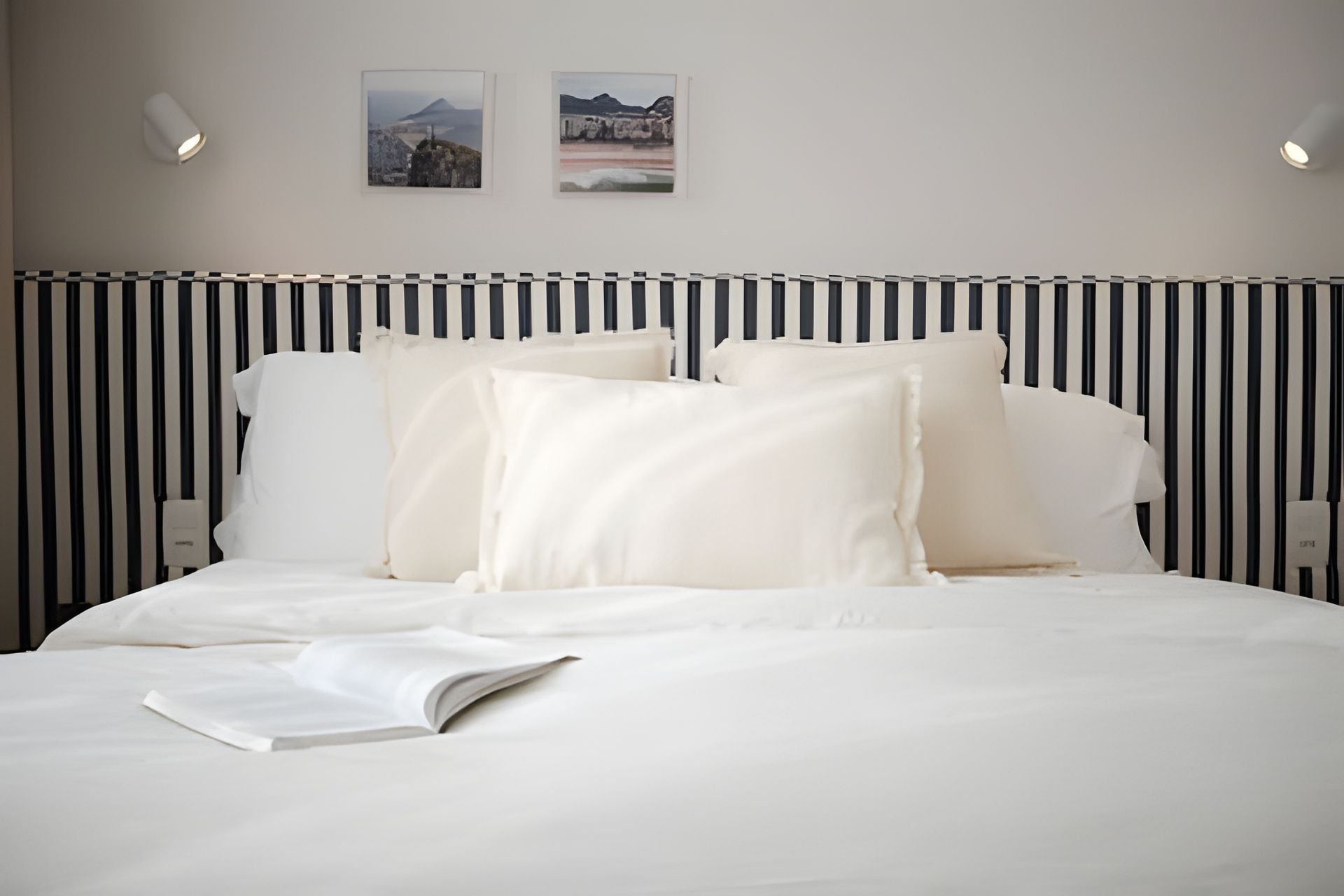 Apartment | Blackout drapes, iron/ironing board, WiFi (free)