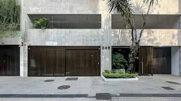 Apartment | Exterior