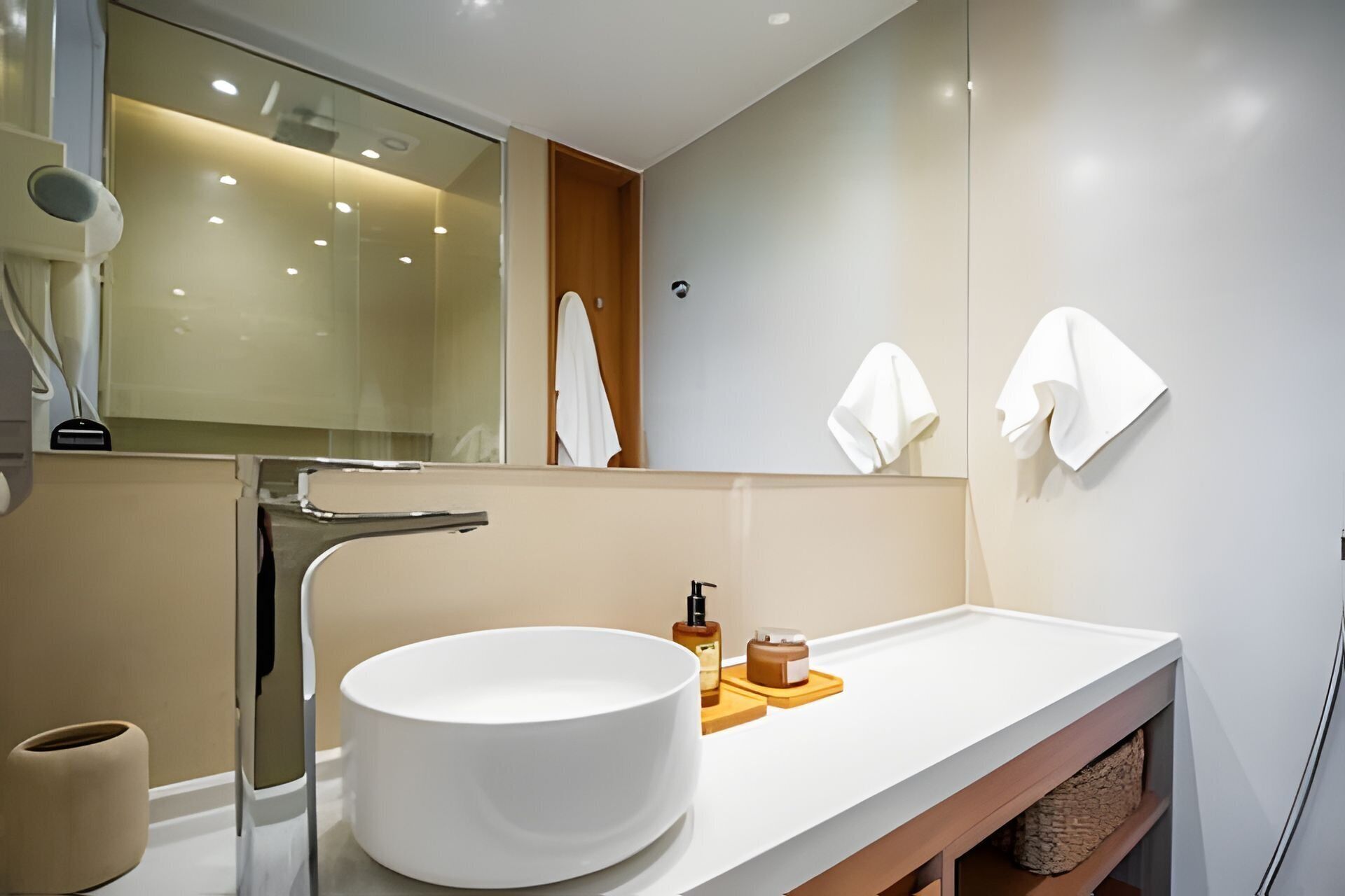 Apartment | Bathroom