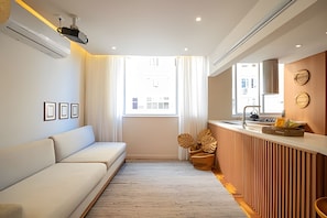 アパートメント | リビング エリア | テレビ