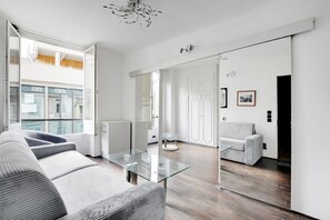 Junior Apartment | Living area - MERRIBUILDING (Paris)