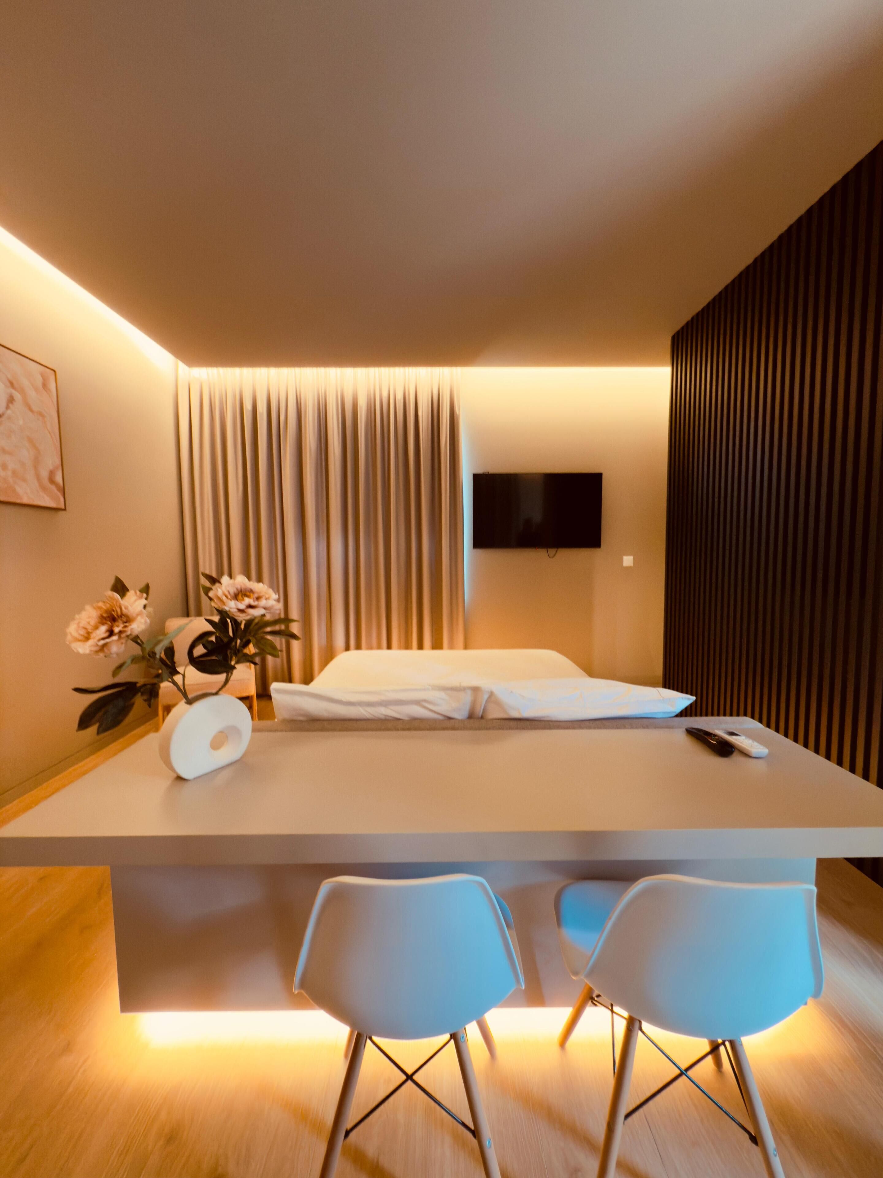 Deluxe Studio | Free WiFi