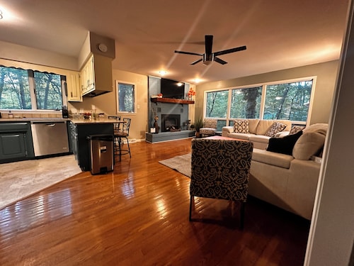 Whispering Woods Hideaway ~ Large Home ~ 85 in TV