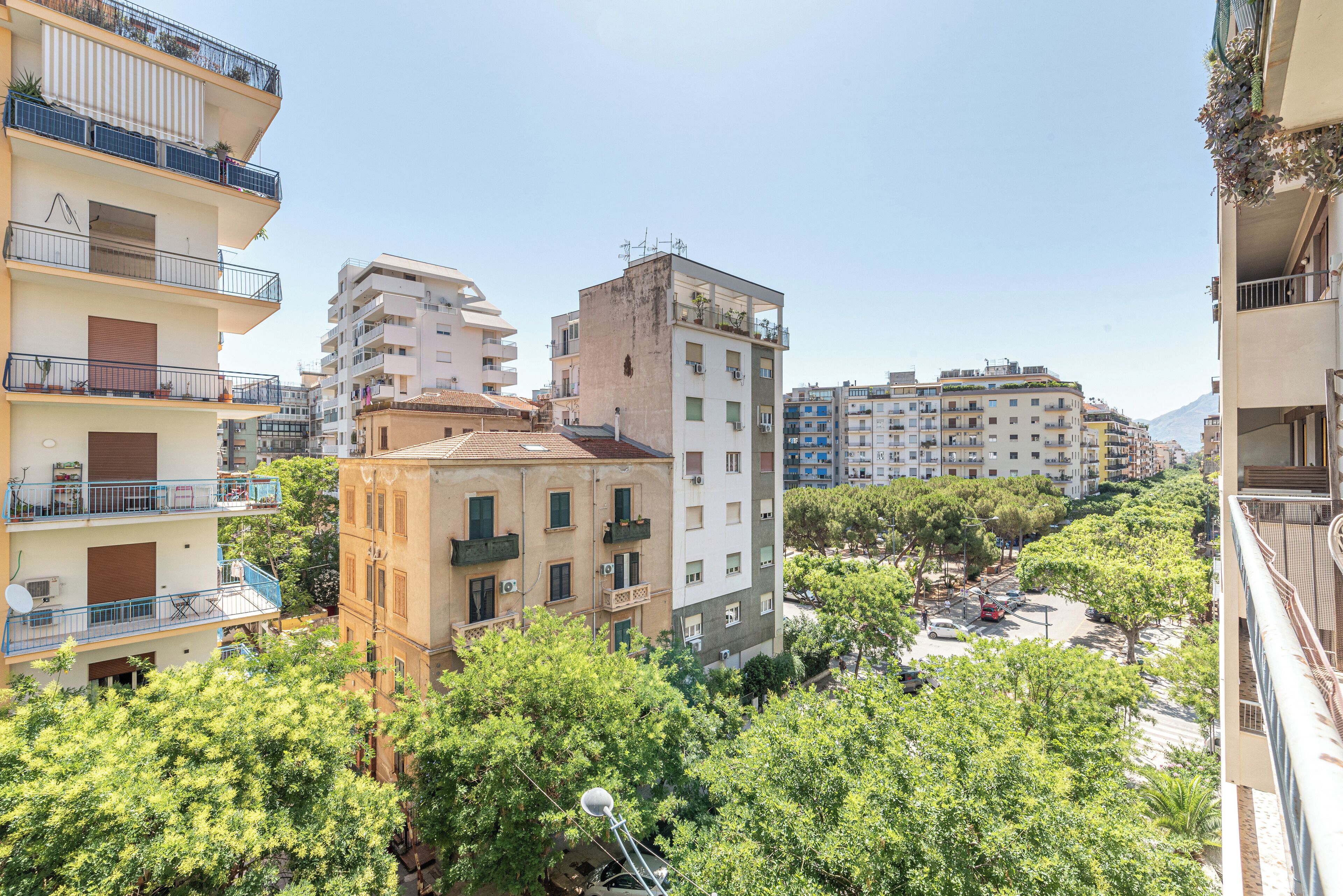 Comfort-Apartment, 1 Doppelbett und Schlafsofa, Balkon | Blick auf die Stadt