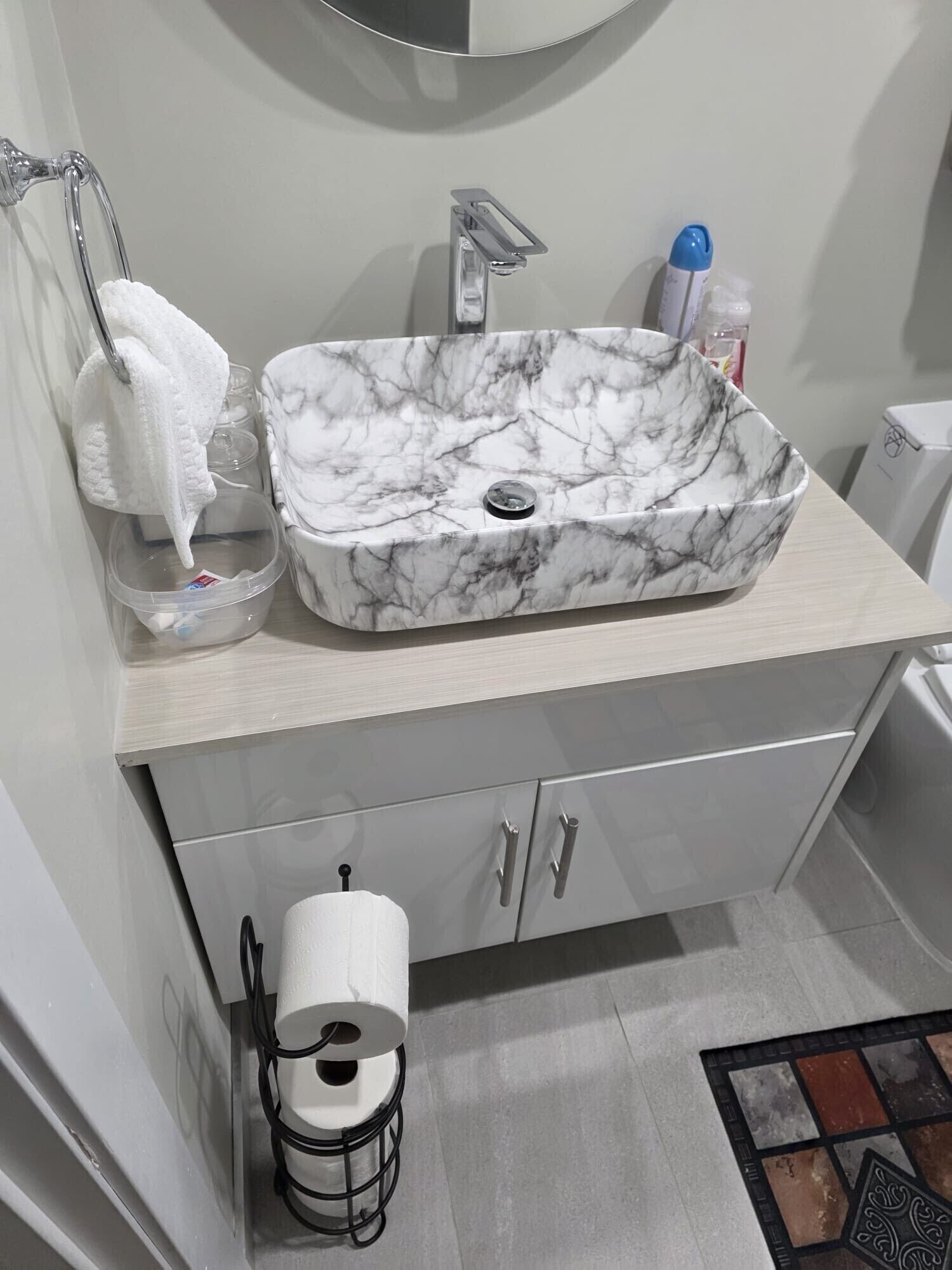 Shower, towels, soap, toilet paper