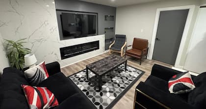 Cozy 3-Bedroom Basement Suite with Private Entrance