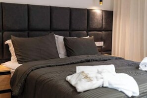 1 chambre, fer et planche à repasser, Wi-Fi gratuit, draps fournis