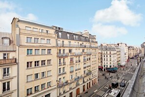 Exterior - 196LAFAYETTE (Paris)