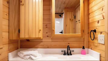 Cabin, River View | Bathroom