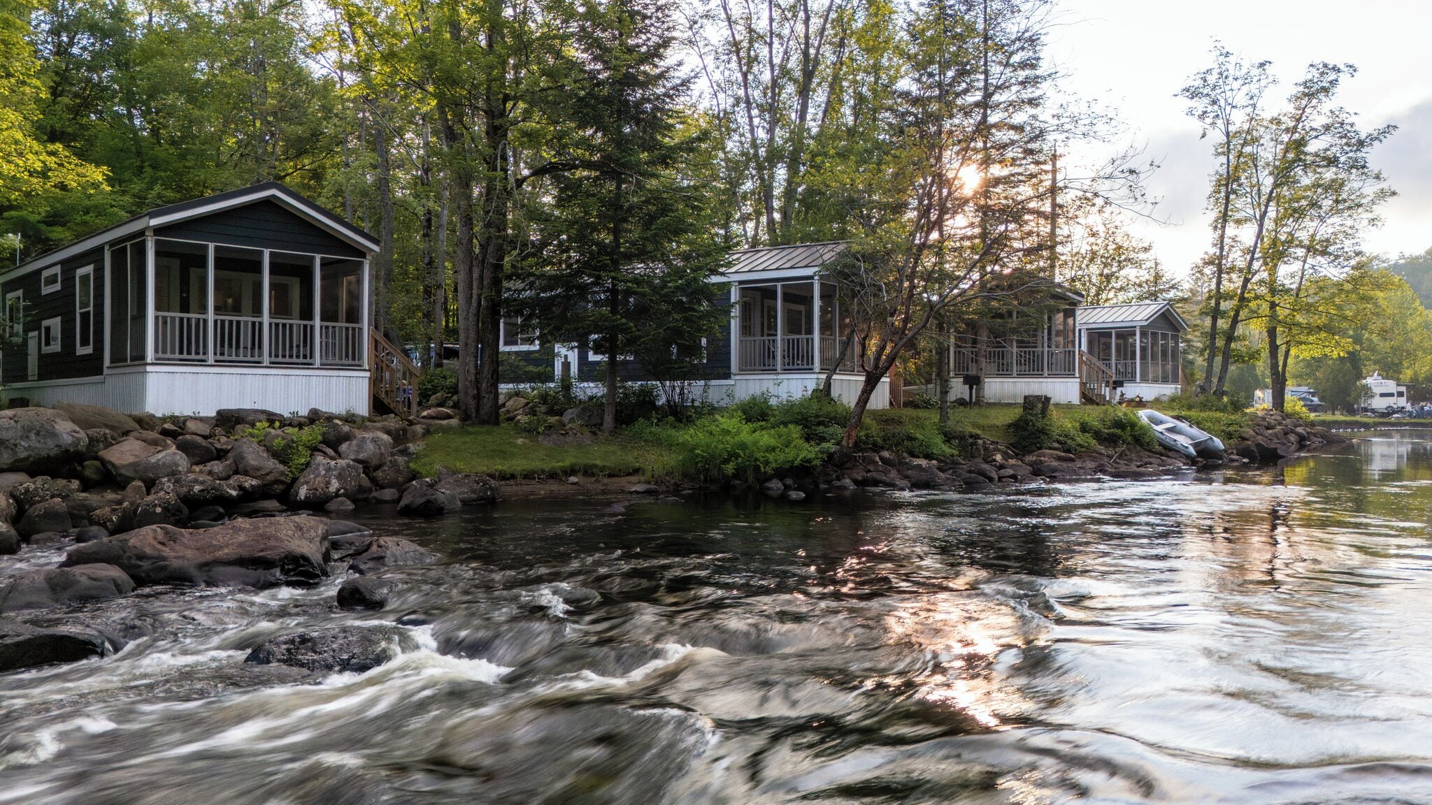 Cabana, 2 quartos, vista para o rio