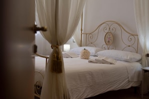 4 Schlafzimmer, Bügeleisen/Bügelbrett, kostenloses WLAN, Bettwäsche