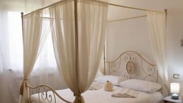 4 Schlafzimmer, Bügeleisen/Bügelbrett, kostenloses WLAN, Bettwäsche