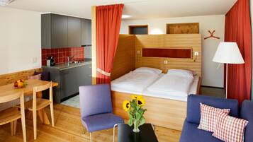 In-room safe, free WiFi