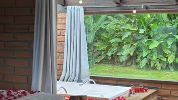 Chalet, vista a la montaña | Baño