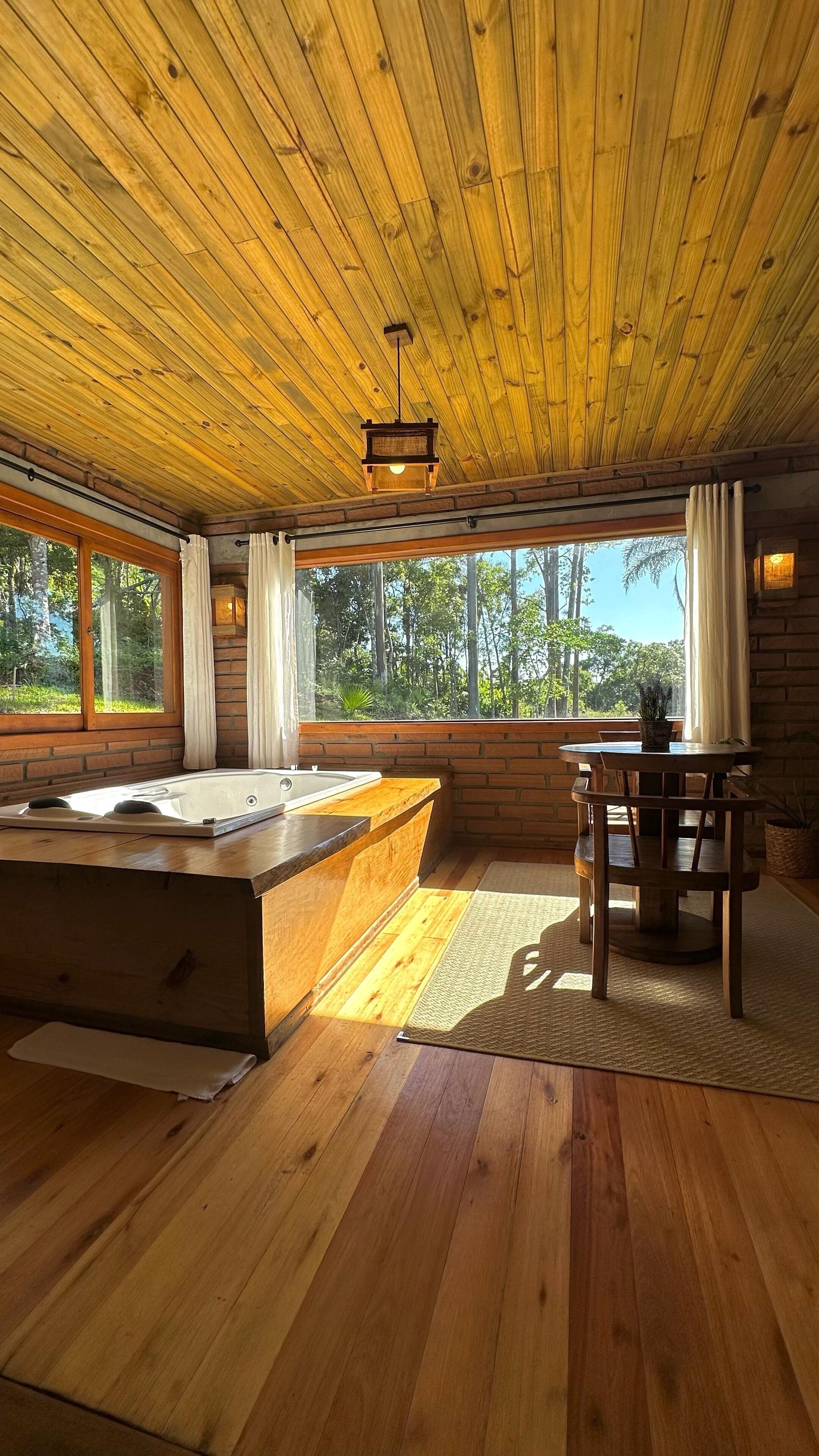 Chalet Eksekutif, pemandangan gunung | Area keluarga | TV layar datar dan perapian