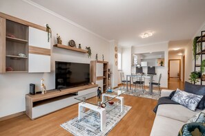 Apartment | 1 bedroom - Sunflower Stay by Homie (Santa Cruz)