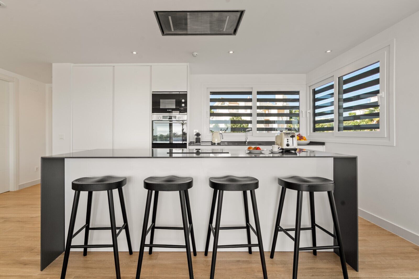 Frigorífic, microones, forn i rentaplats 