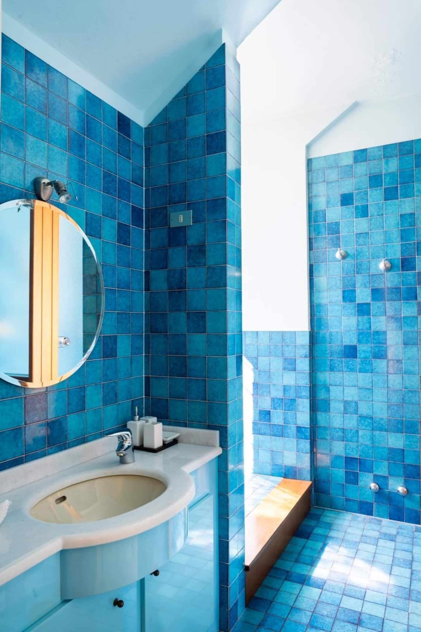 Whirlpool, Haartrockner, Bidet, Handtücher
