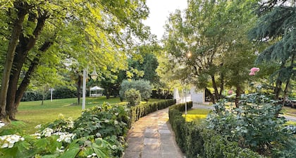 Villa Margherita - Luxurious Villa in Italian Countryside