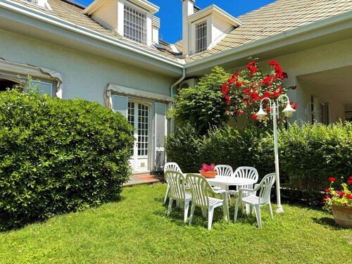 Villa Margherita - Luxurious Villa in Italian Countryside